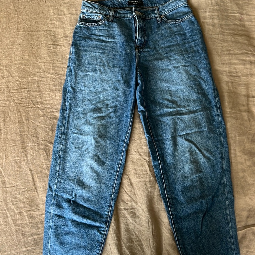 BANANA REPUBLIC women’s barrel leg jean  sz. 27/4